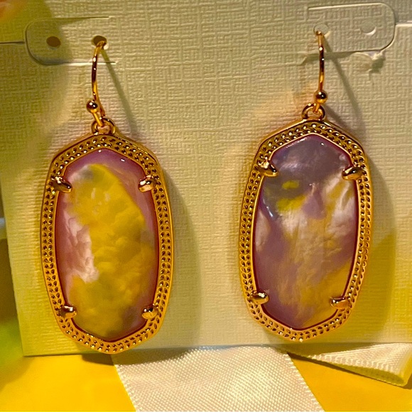 NWT Kendra Scott Elle Earrings Lavender Pearl & Rose Gold Rare & Retired GORG! - Picture 7 of 8